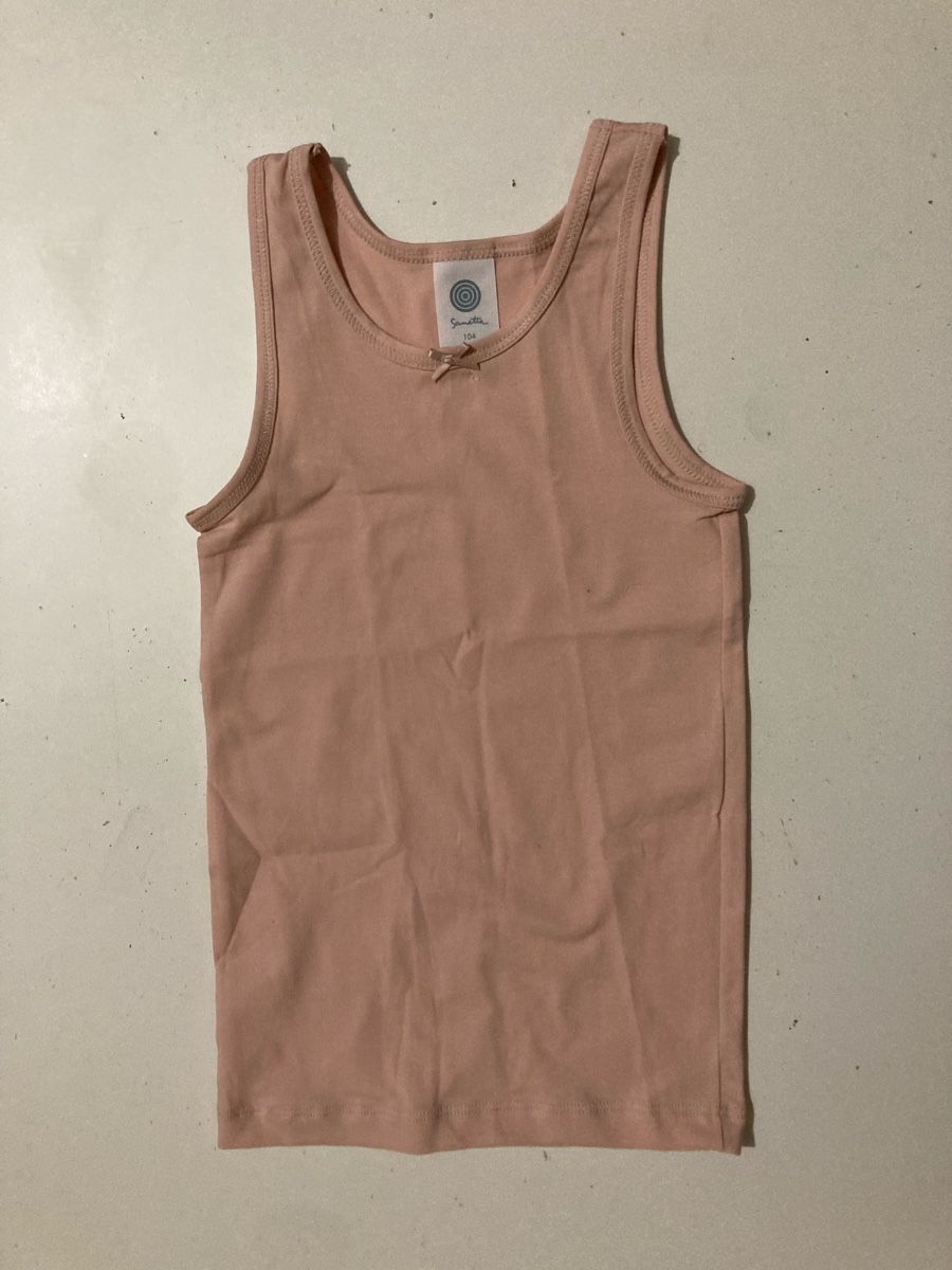 Blusen, T-Shirts & Tops: Unterhemd Sanetta Gr. 104 – Neu (gemäss Beschreibung) aus Zürich von Ekka