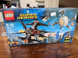 LEGO 76111 Batman: Brother Eye Takedown