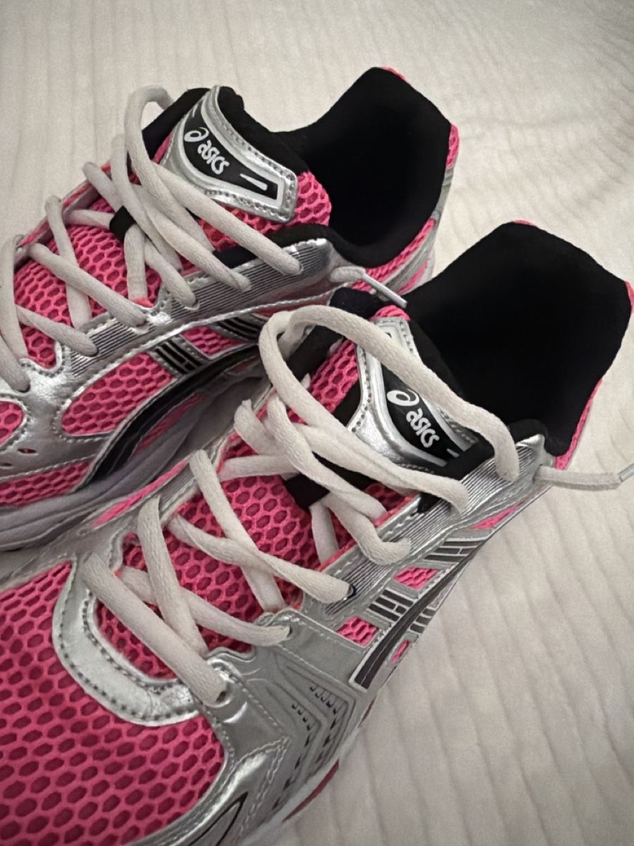 Herrenschuhe: Laufschuhe pink/silber Grösse 40.5 – Gebraucht aus Zürich von Richard_Sandy 1