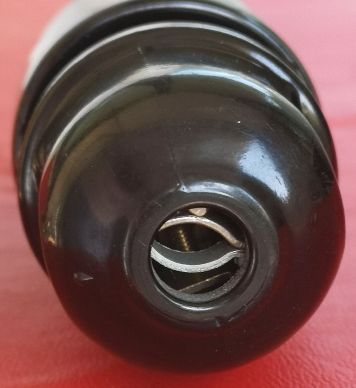 Spine: 2 alte Stecker Schutzkontaktstecker + 2-poliger C-Stecker? – Usato da Zürich venduto da Tanteemma369 1