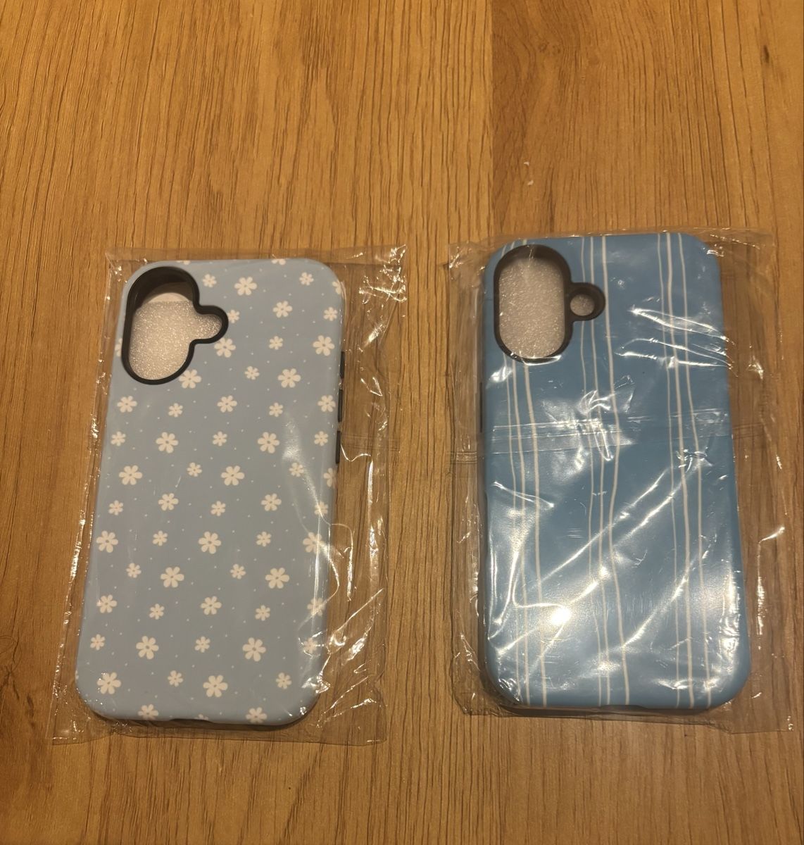 Cover & Protezioni schermo: 2 iphone 16 Handy Hülle - Neu – Nuovo e nell'imballaggio originale da Zürich venduto da maa_x95w
