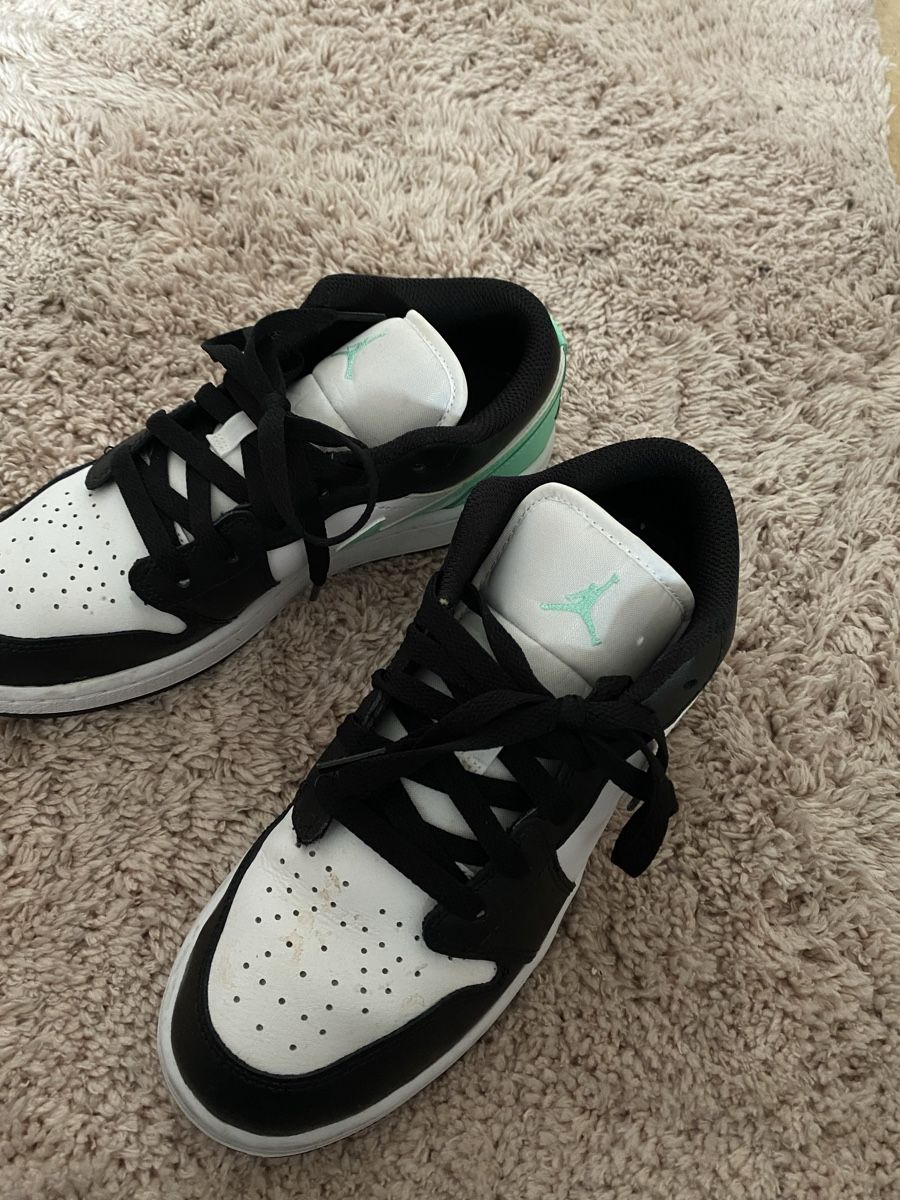 Jordan Scarpe da donna: Air Jordan 1 Low Sneaker – Nuovo (secondo la descrizione) da Rechthalten venduto da Stephi_03 1