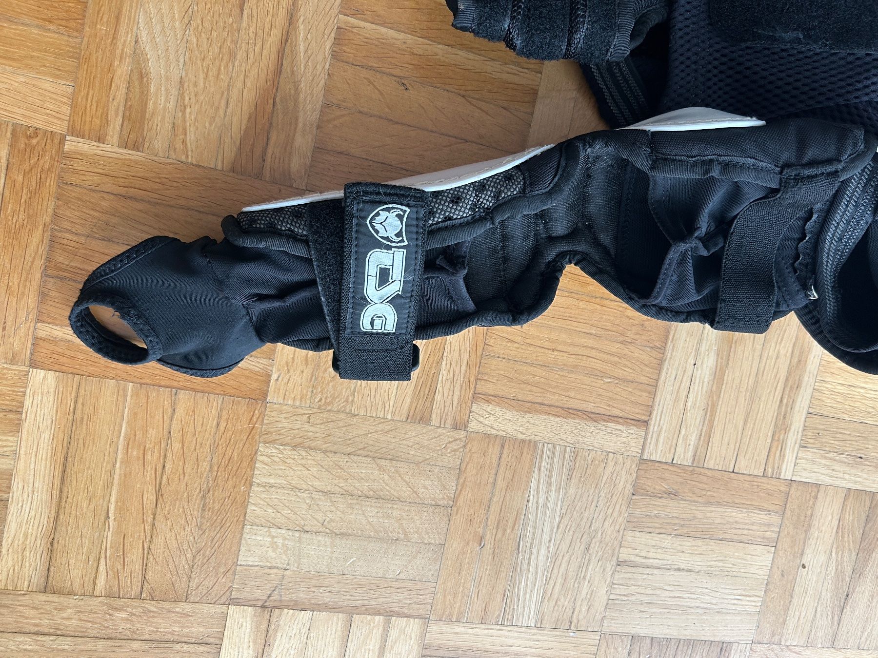Protezioni & Imbottiture: Oberkörperschutz Bike oder Snowboard von TSG Grösse S – Usato da Emmenbrücke venduto da felixme 8