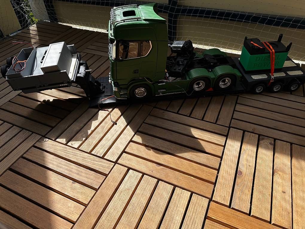 Scania Modellismo RC: RC Scania mit Anhänger – Usato da Wil SG venduto da robsy11 2