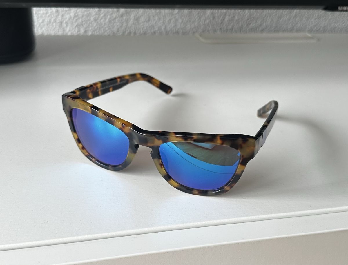 Occhiali & Lenti: Westward Leaning Tortoise Sunglasses - Blue Lenses – Usato da Luzern venduto da ida_hv2y