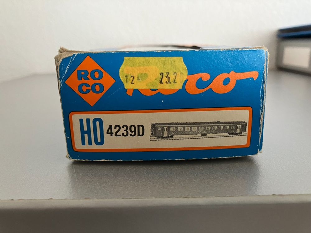 Roco 4239B Grüner BLS 1. Klasse Personenwagen | Kaufen auf Ricardo