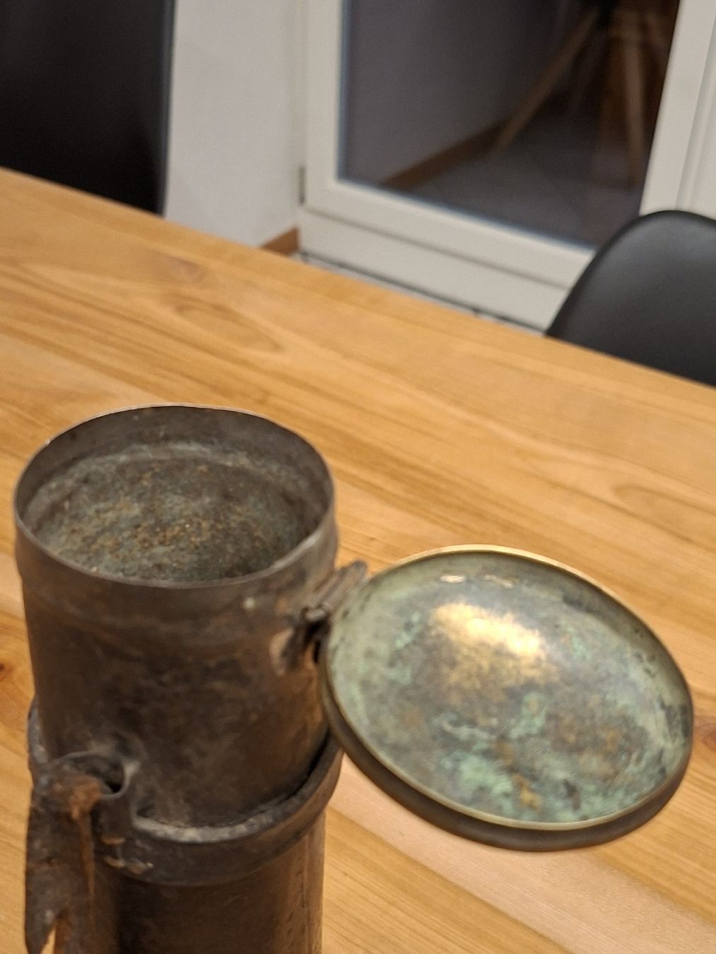 Schweizer Armee Barattoli: Antike Munitions--Blechbüchse um anfangs 1800 – Usato da Ganterschwil venduto da HeidiuPeter 1