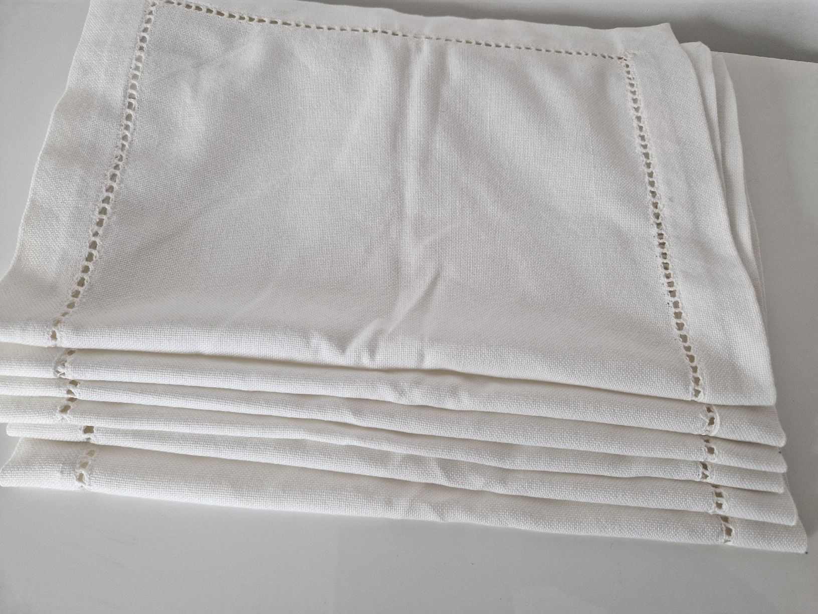 Set di tavolo e panche: Platzset / Tischset 6 Stück – Usato da Küsnacht ZH venduto da 2011_ 4
