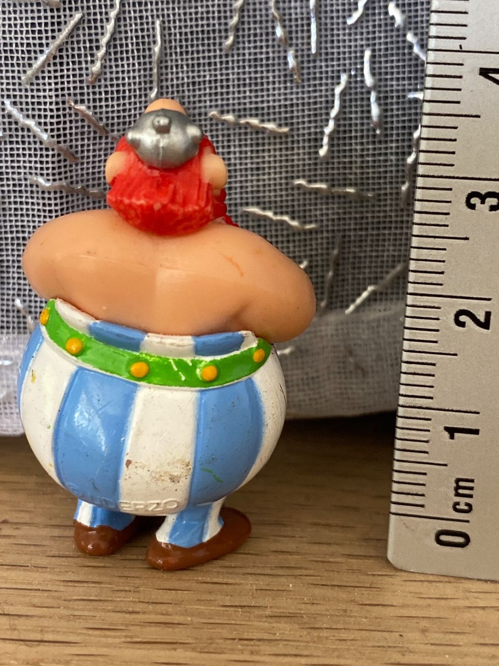 Fumetti: Figurine Obélix  vintage – Usato da Fribourg venduto da Ldan 1