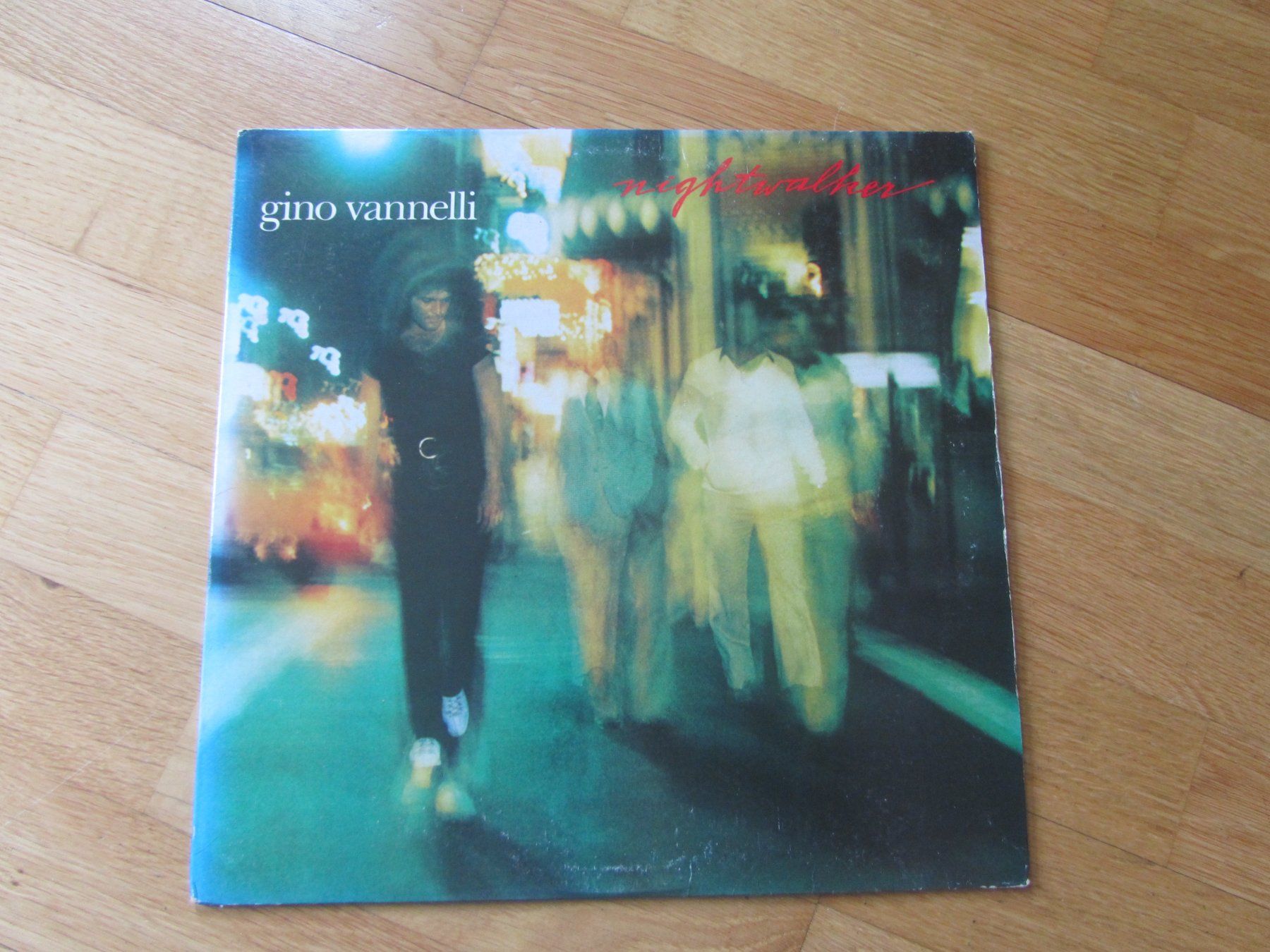 Dischi in vinile: Gino Vannelli - Nightwalker LP – Usato da Seengen venduto da mikelele