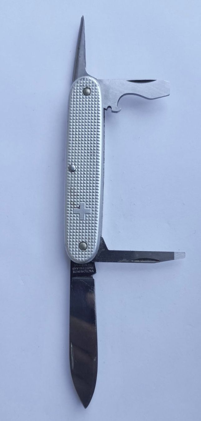 Victorinox Taschenmesser: Taschenmesser Victorinox – Gebraucht aus Burgdorf von glasrabe01 2