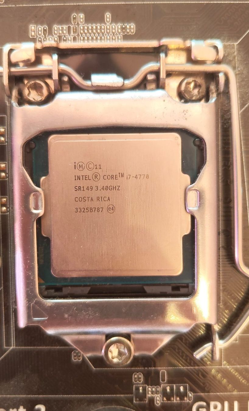 Asus Schede madri: Mainboard ASUS + CPU – Usato da Zweidlen venduto da Svenweidenmann 1