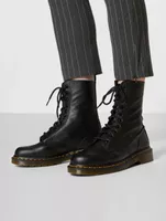 Dr. Martens 1490 10 EYE VIRGINIA - Schnürstiefelette - black