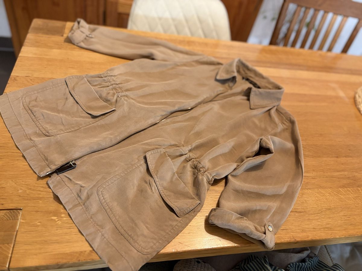 Zara Gilet & Giacche senza maniche: Veste ZARA taille M – Usato da Attalens venduto da Skorpionica 1