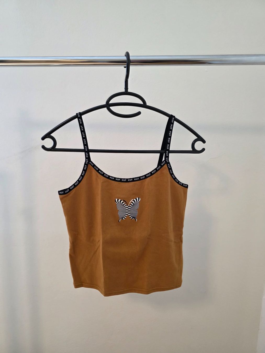 Top: Top Huf – Usato da Rothenfluh venduto da sel_j856