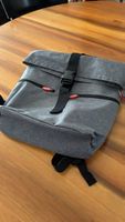 Grauer Rucksack, neu, ideal für den Alltag!
