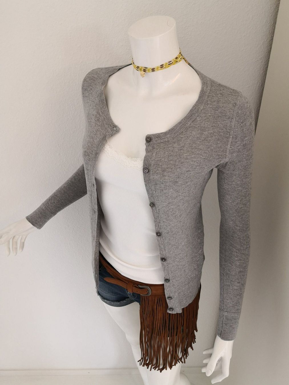 Mango Jacken: 🤩MANGO STRICK-JACKE GRAU & PERLMUTT-KNÖPFE NEU – Neu (gemäss Beschreibung) aus Olten von Naja-Twins-Twins 2
