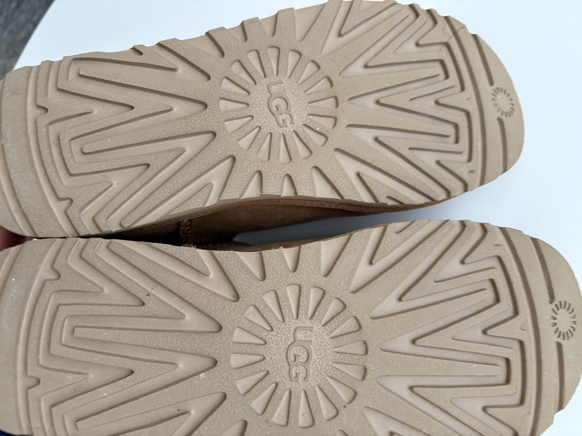 Ugg Damenschuhe: Ugg Boots – Gebraucht aus Basel von klo_n59g 4
