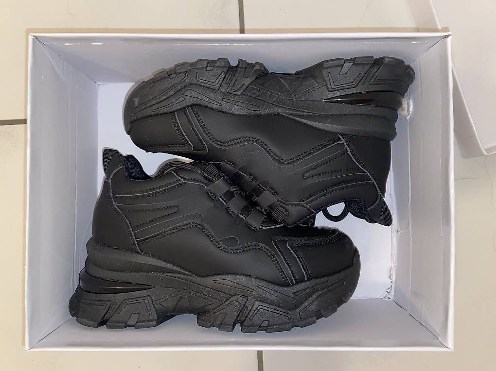 Scarpe da donna: Scarpe n 36 – Usato da Taverne venduto da micia79 2