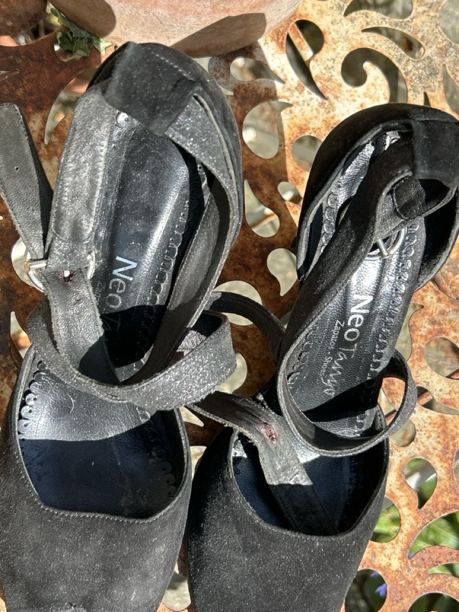 Scarpe da donna: Elegante NeoTango Black Heels, Size 38 – Usato da Bottmingen venduto da LuckyLuke2008 3