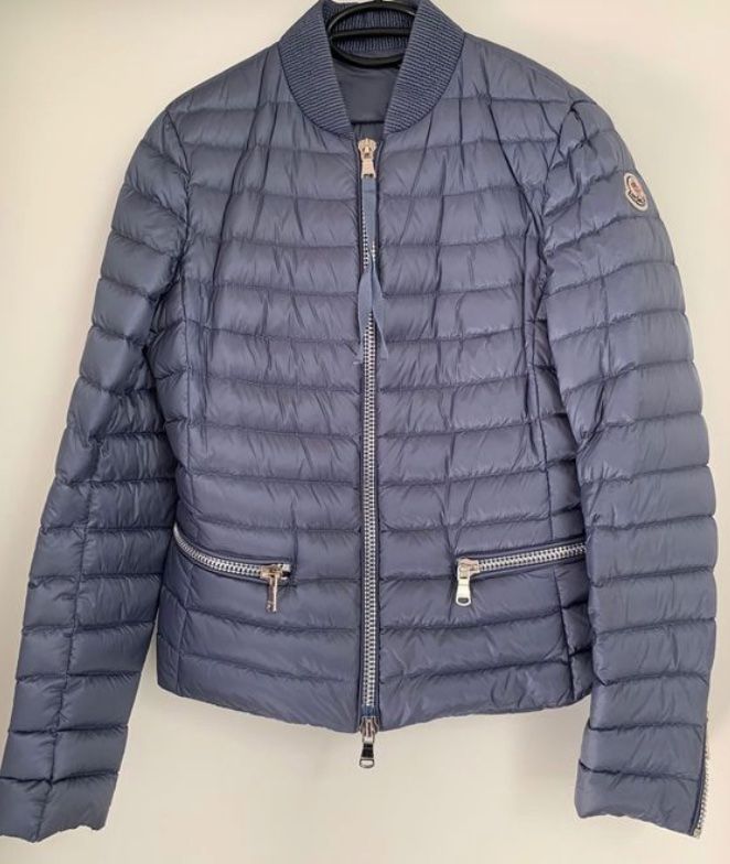 Moncler Vestes: Moncler Daunen-Jacke – D'occasion à Bern par umase39