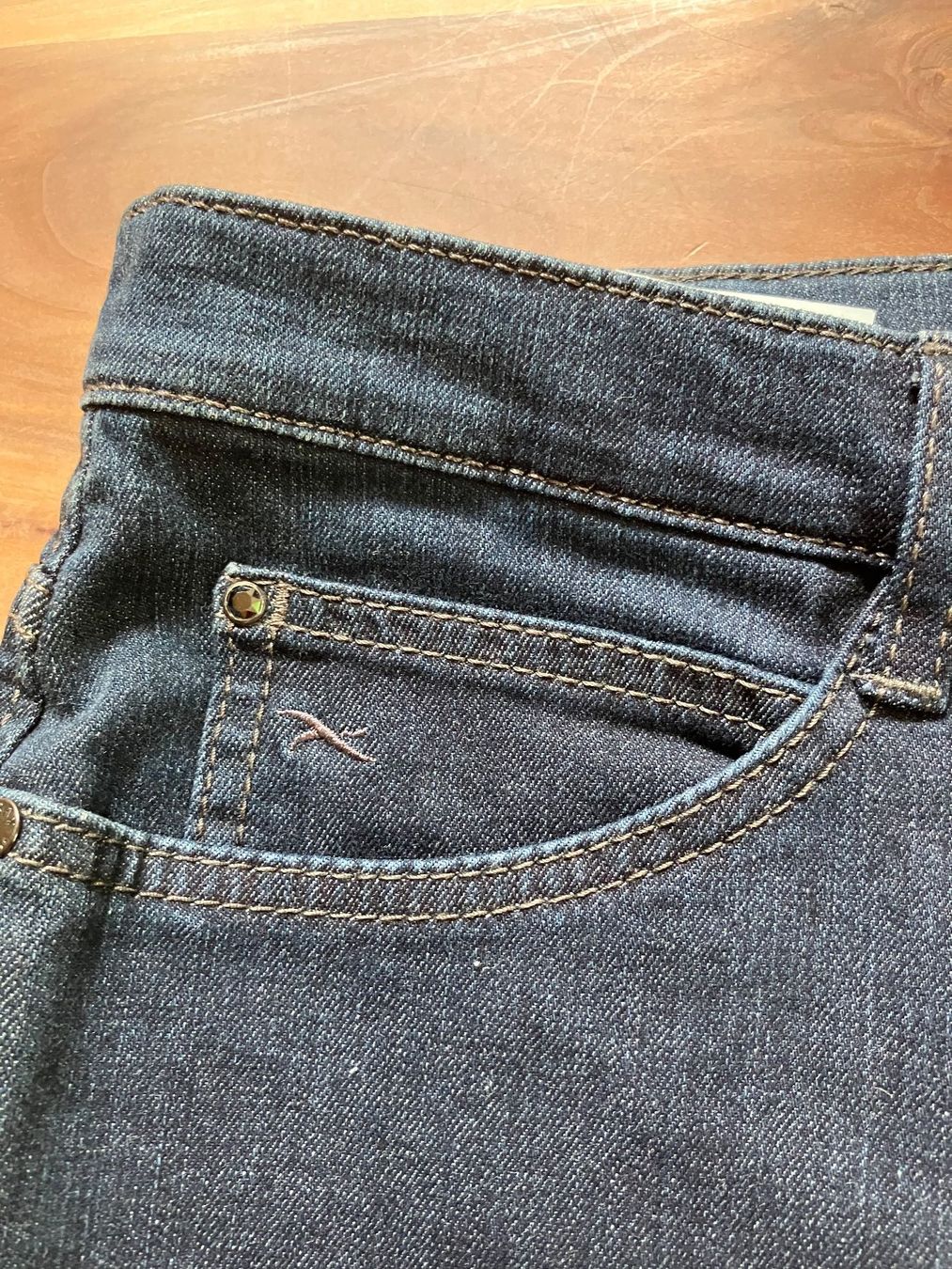 Brax Jeans: sehr gut erhaltene BRAX Jeans- neuwertig ! – Usato da Bern venduto da sturmmoewe 4