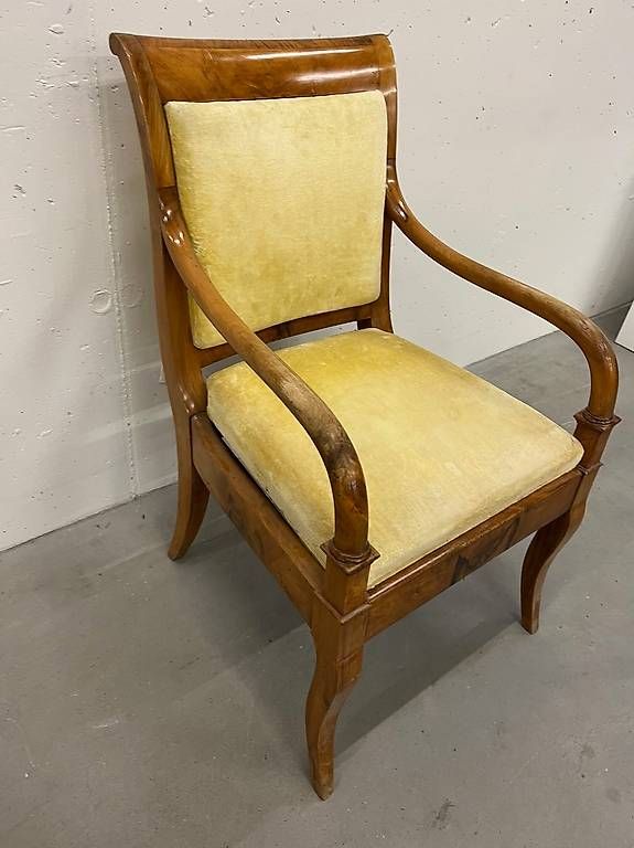 Poltrone: Fauteuil Directoire en noyer – Usato da Les Acacias venduto da kim_2dxt