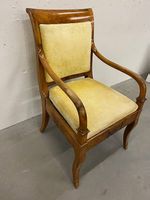 Fauteuil Directoire en noyer