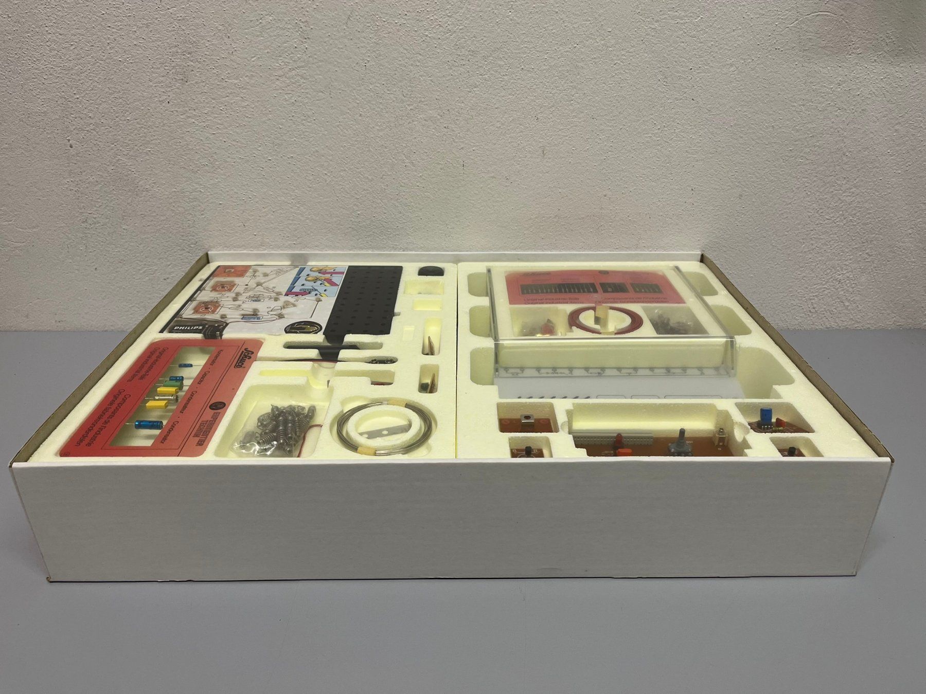 Kit di costruzioni: Schuco Electronic Expert Lab 6103 – Nuovo e nell'imballaggio originale da Hochdorf venduto da av-electronics 6