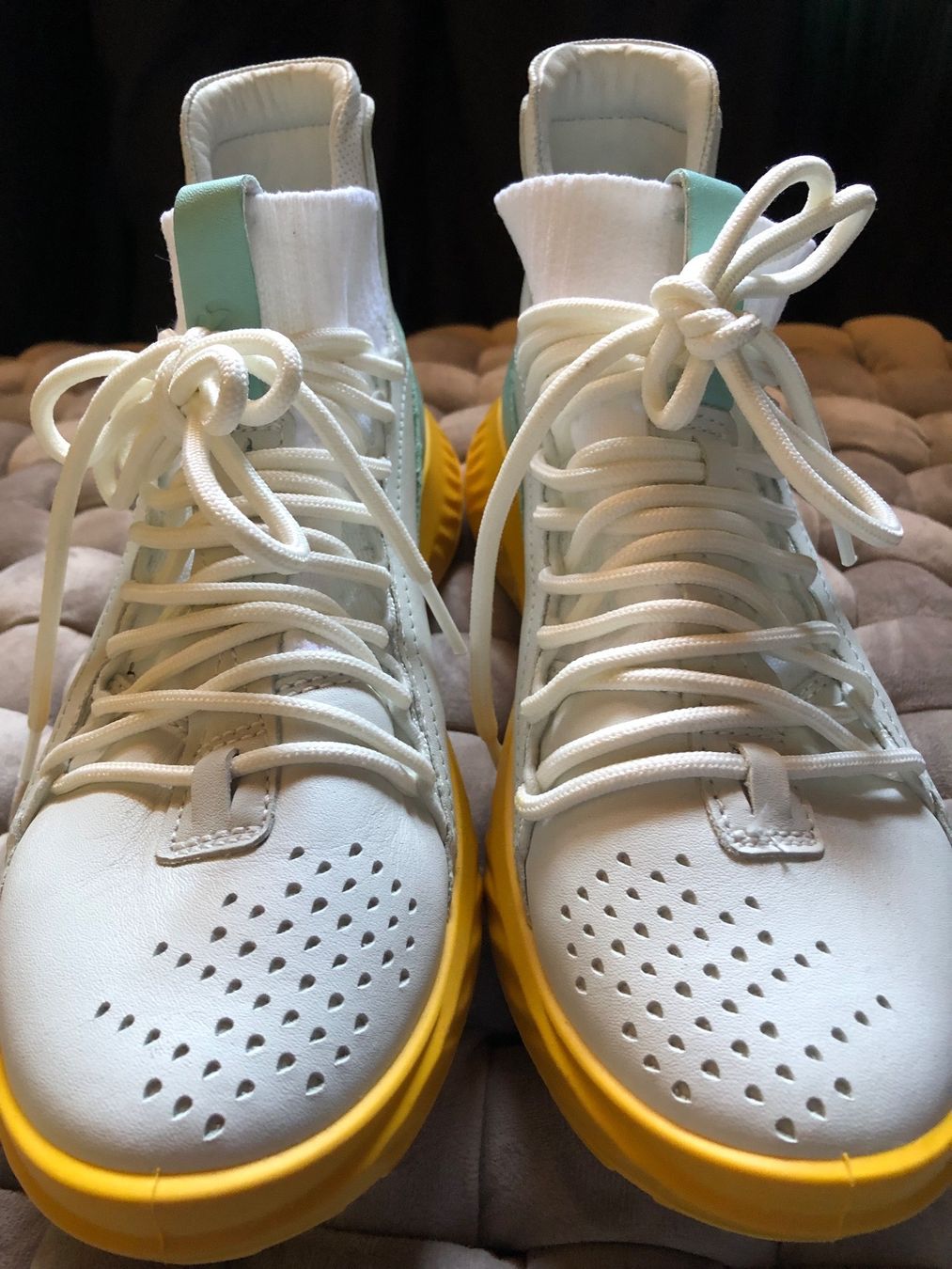 Ecco Scarpe da donna: Sneaker en cuir Ecco – Nuovo (secondo la descrizione) da Cortaillod venduto da clsoooh 1
