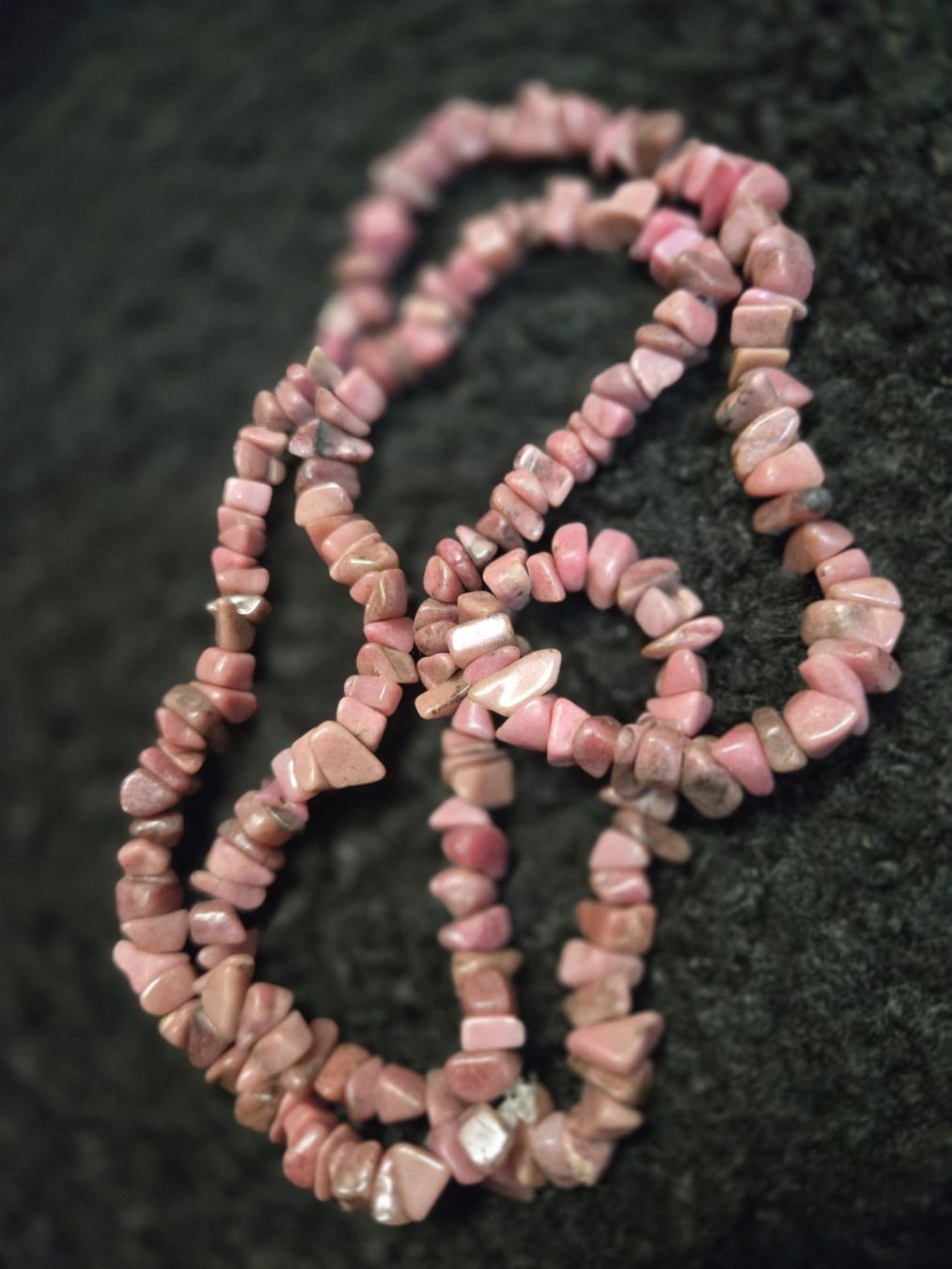 Catenine: Rhodonit Kette, wunderschöne Farben, neuwertig! – Nuovo (secondo la descrizione) da Rheinsulz venduto da Gilea