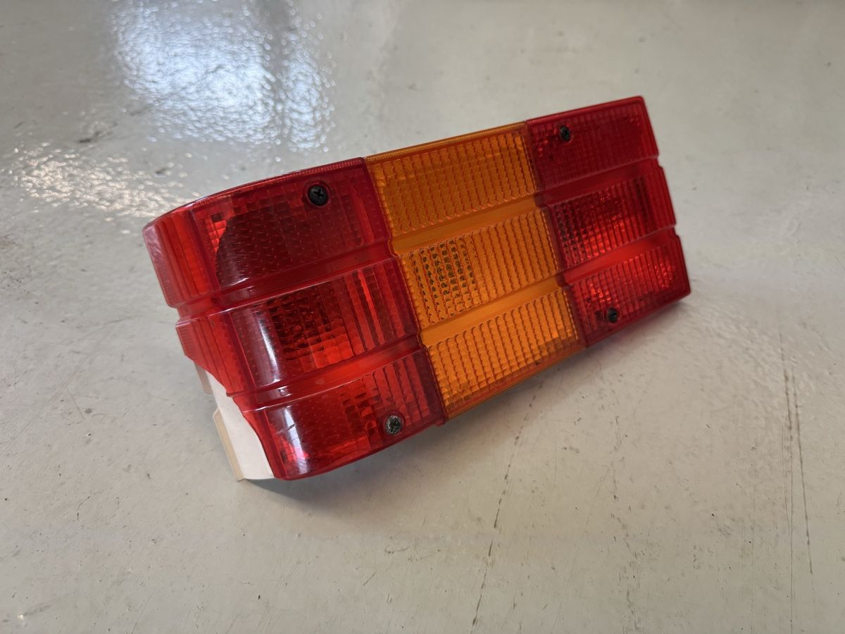 Accessori per altri veicoli: Heckleuchte Hella 8906 – Usato da Bottenwil venduto da RKJunior 2