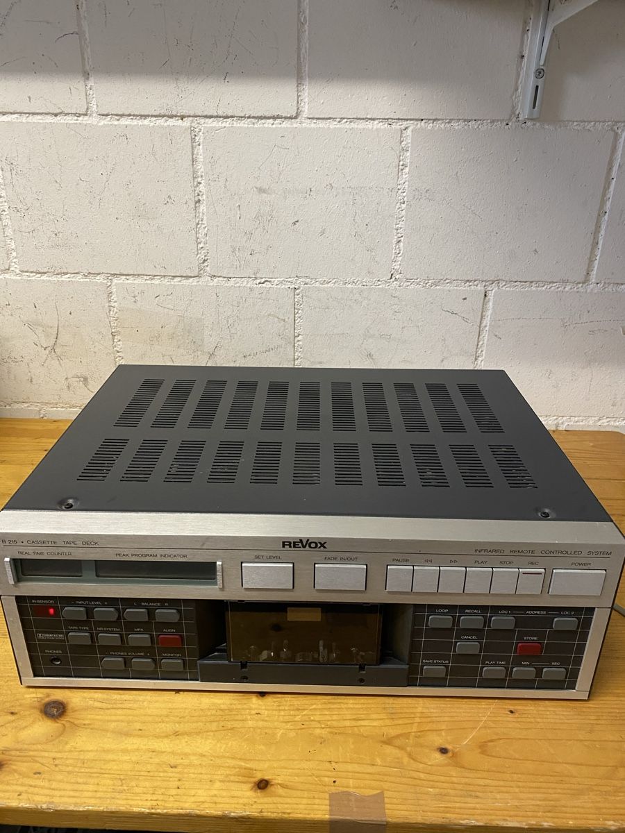 Revox Registratori: Revox B 215 Cassette Tape Deck – Difettoso da Luzern venduto da Harikan
