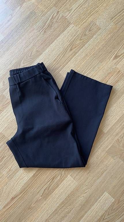 Pantaloni: Nothing Something: Wide Joggers, Gr. S – Nuovo (secondo la descrizione) da Tägerwilen venduto da fennekfilke