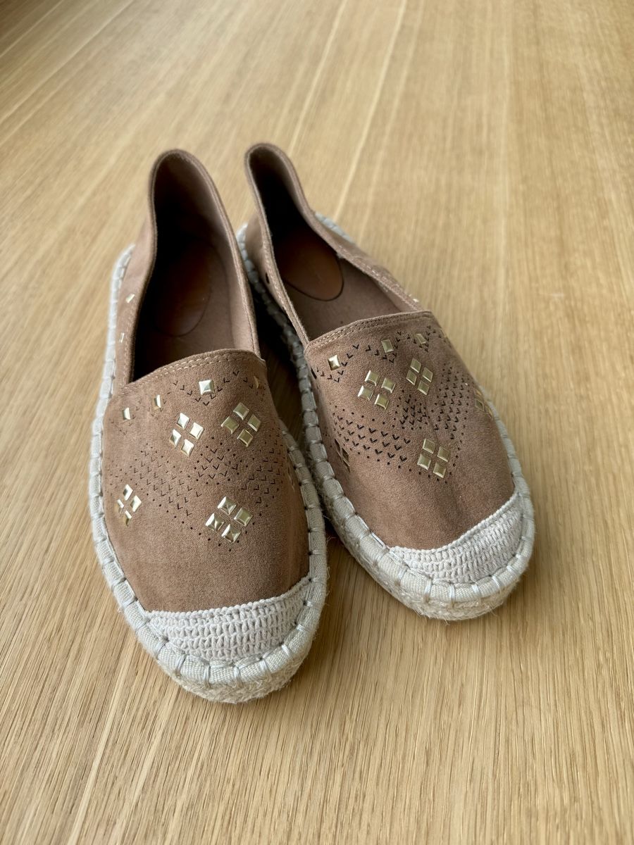 Scarpe da donna: Neue Sommerschuhe Espadrille / Gr 38 – Nuovo (secondo la descrizione) da Hergiswil NW venduto da Labello01