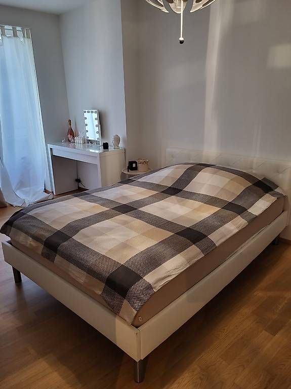 Letti: Jelmoli Bett 140x200m – Usato da Alpnach Dorf venduto da shi_qd85
