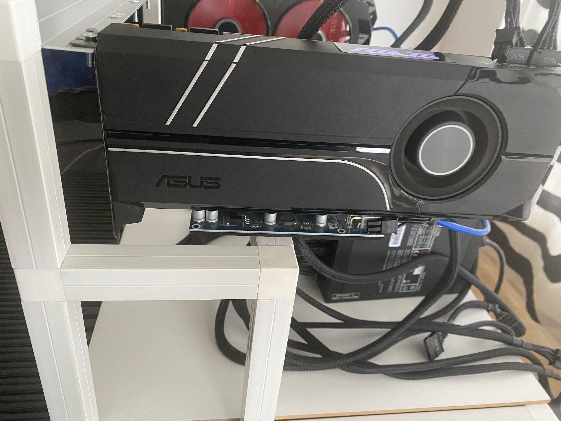 PC: Alu/ hart-PVC Mining Rig für 6 GPU – Nuovo (secondo la descrizione) da Zürich venduto da Remo184 4