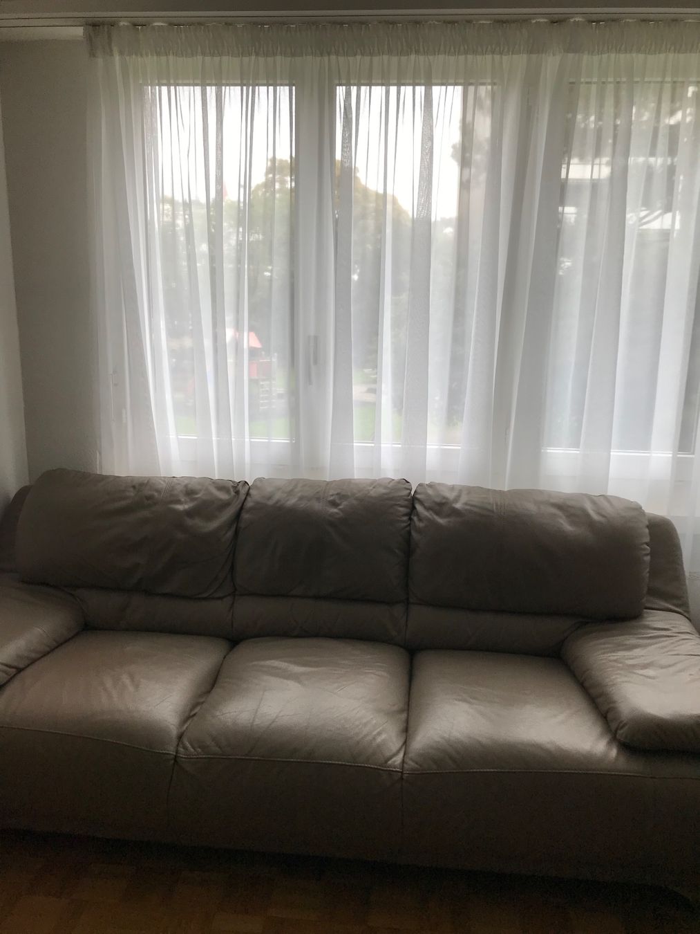Divani: 3 er Sofa Leder – Usato da Zürich venduto da luc_2t2q