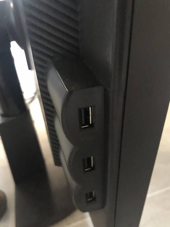 Monitor: Zwei Lenovo Bildschirme – Usato da Berg TG venduto da nolliev1 4