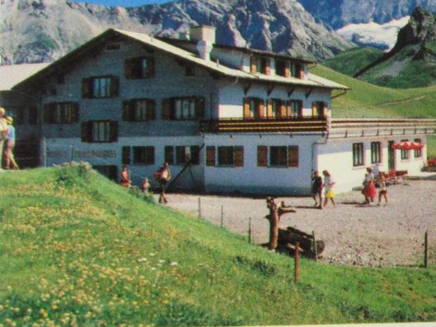 Cartoline postali: Berghotel Hahnenmoospass  1985 – Usato da Grenchen venduto da Bluemchen1900