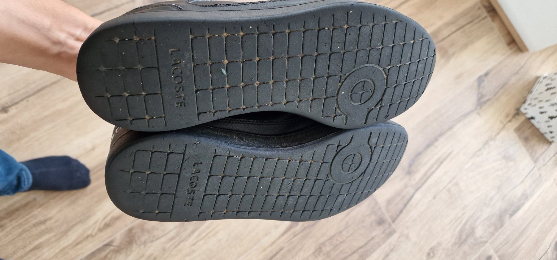 Lacoste Scarpe da uomo: Lacoste Schuhe Gr. 43 – Usato da Roggliswil venduto da Bluro90 2