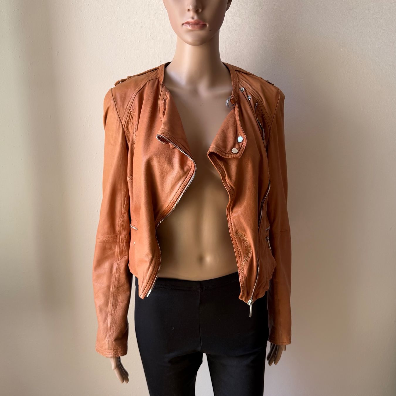 Karen Millen Vestes: KAREN MILLEN Lederjacke 🤎 – D'occasion à zürich par vintage12