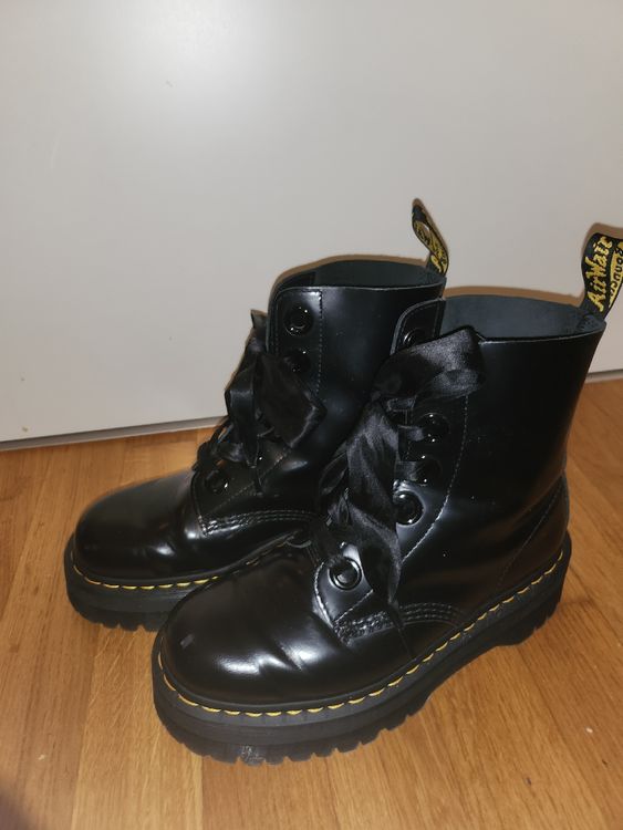 Dr martens 2024 plateau molly