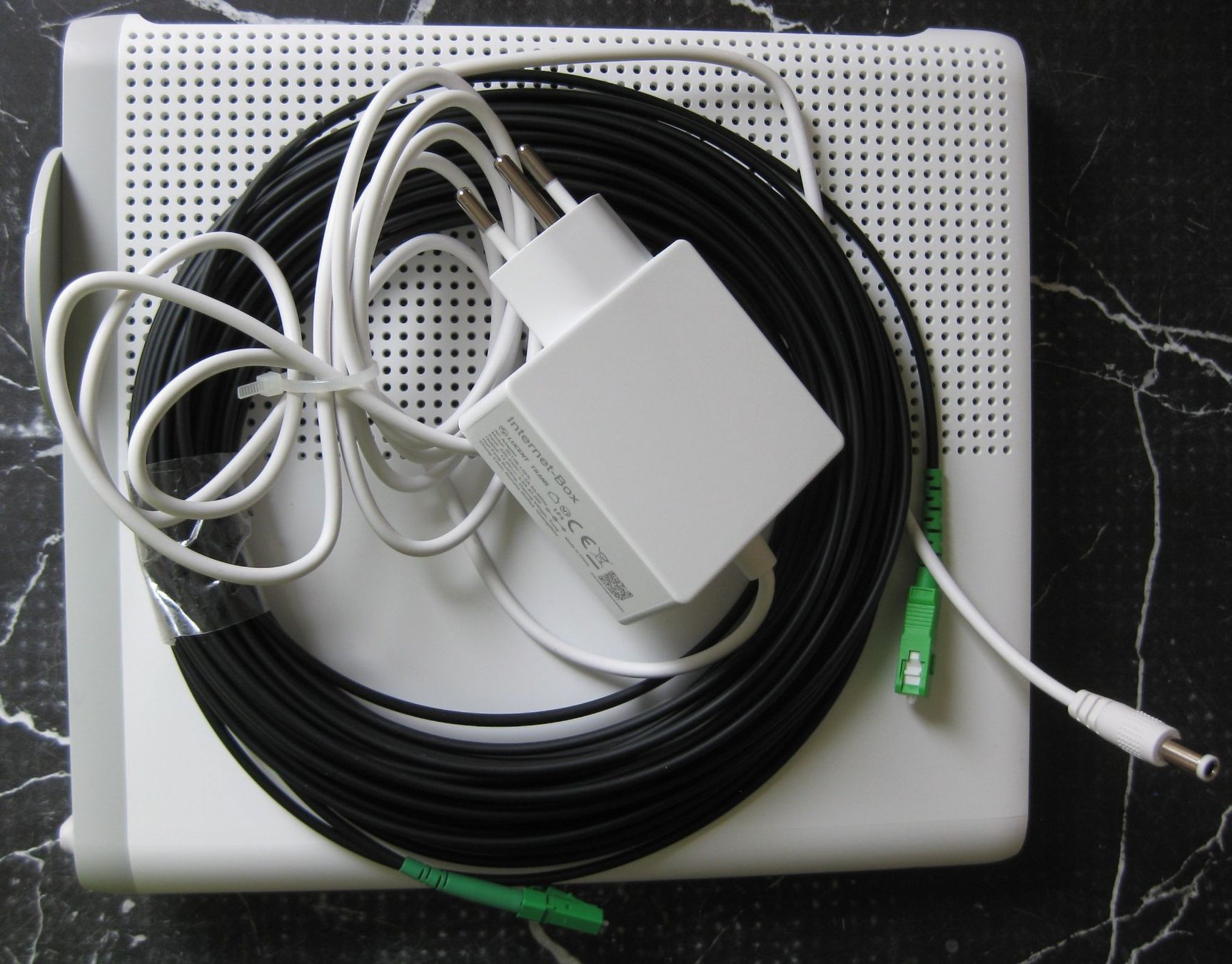 Swisscom Modem & Router: Swisscom Internet-Box 5 – Usato da Frauenfeld venduto da Interessent1