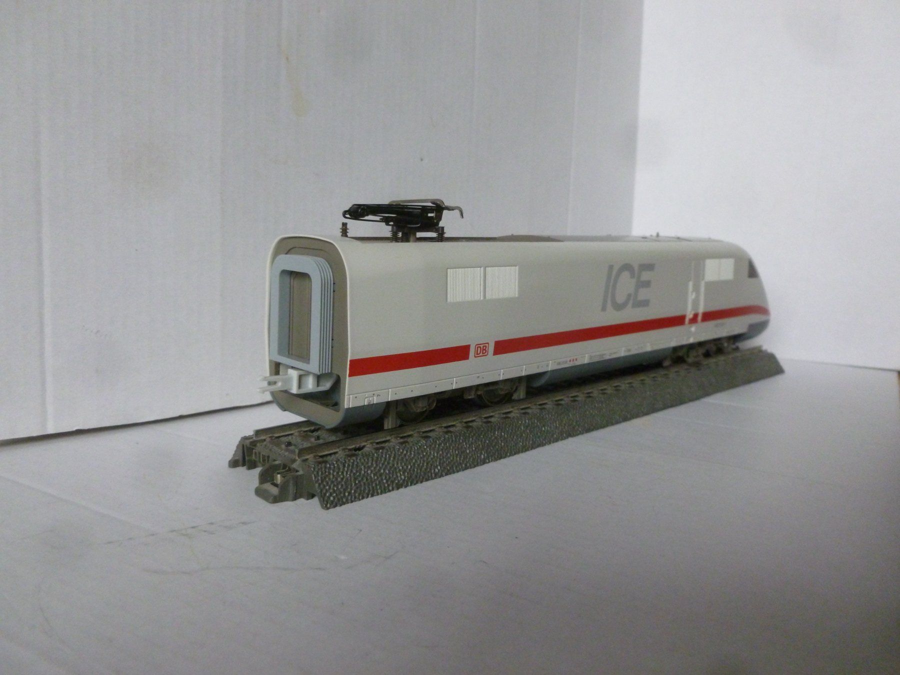 Märklin Modellini di ferrovie: Märklin ICE Triebkopf – Usato da Bubikon venduto da Br103er 1