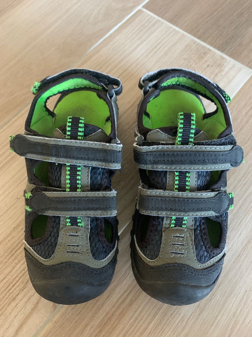 Scarpe per ragazzi: Sandalen Gr. 32 – Usato da Rudolfstetten venduto da Joyw 1