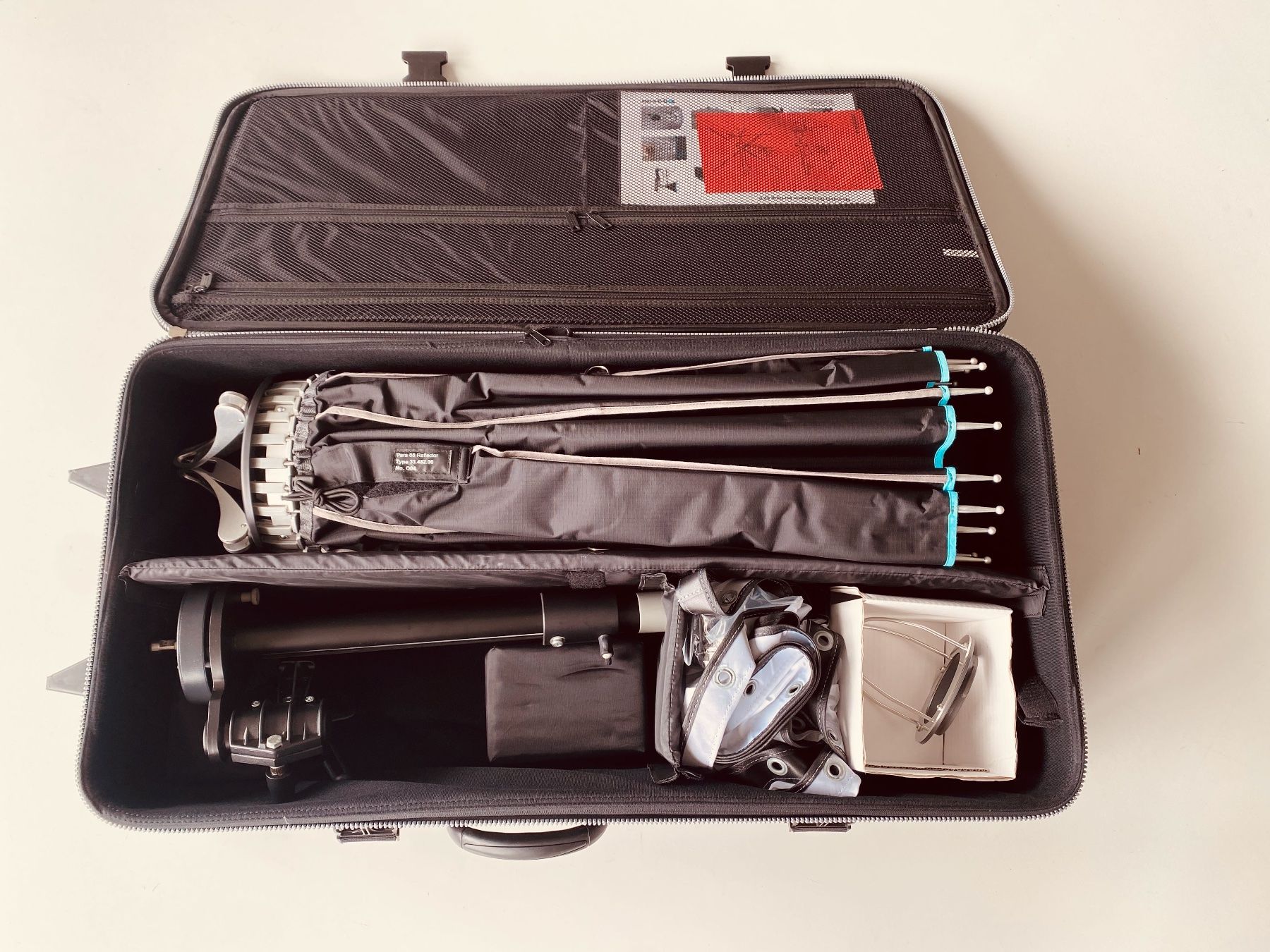 Broncolor Flashs: Broncolor Para Schirm 88cm mit 3 Diffusern – D'occasion à Zürich par jonask02 3