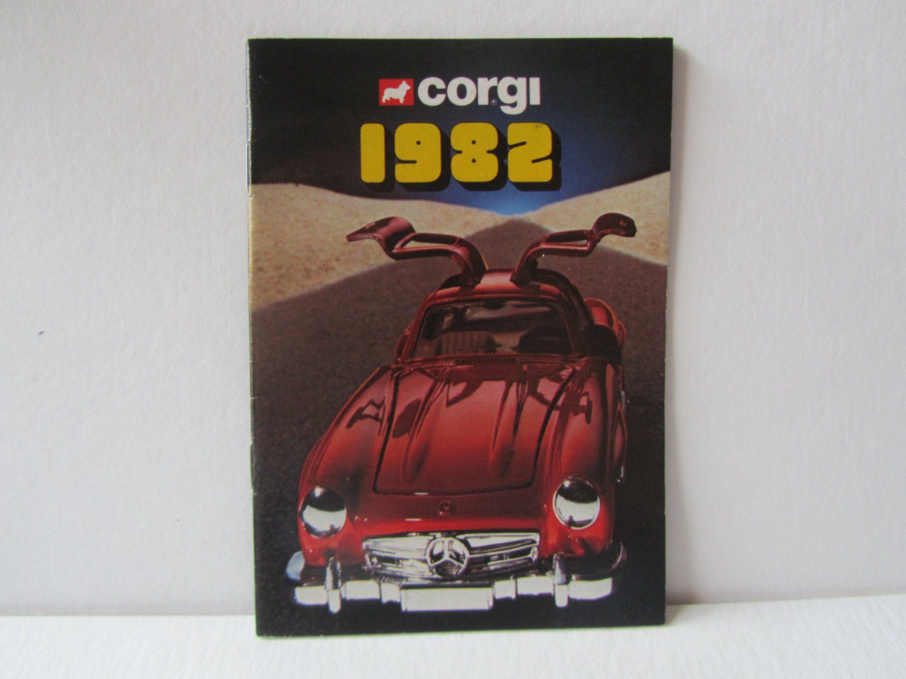 Corgi Toys Modellini d'auto: Corgi Toys, Katalog von 1982 – Usato da Weiningen ZH venduto da dietsch57