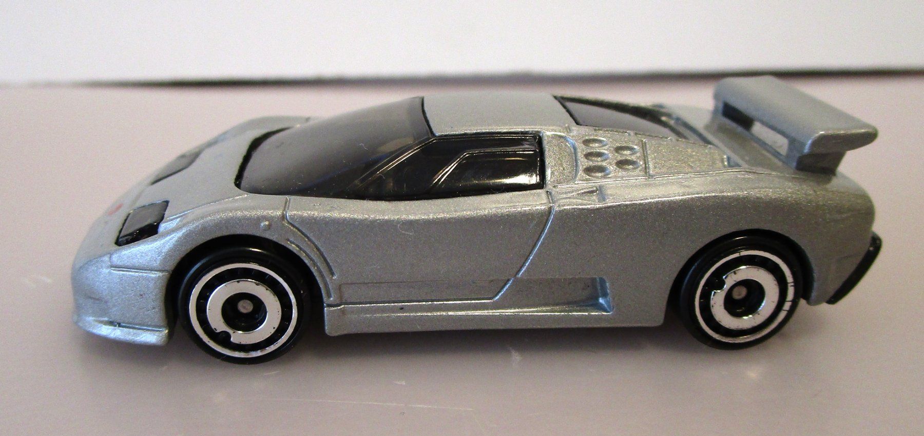 Bugatti Modellini d'auto: HOT WHEELS '94 BUGATTI EB 110 SS – Nuovo (secondo la descrizione) da Chêne-Bourg venduto da breno56 1