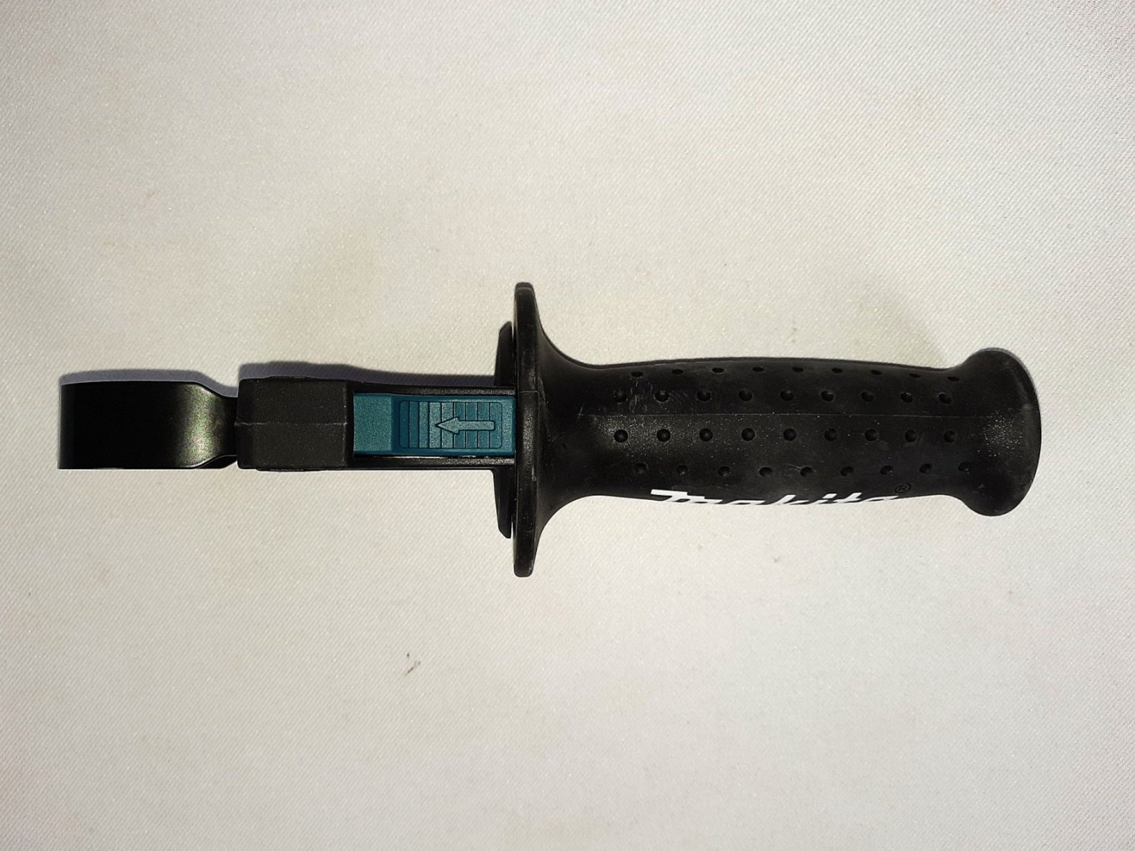 Makita Tutti gli attrezzi: Makita Seitengriff kpl. – Nuovo (secondo la descrizione) da Beinwil am See venduto da Restwert_Beinwil 1